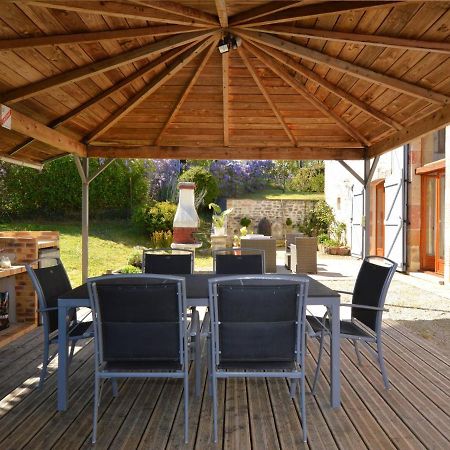 Charming Holiday Home With Pool Lavercantière 外观 照片